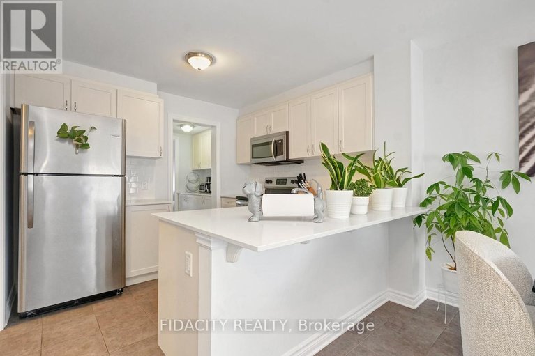 28749248/111-gelderland-private/emerald-meadowstrailwest/ottawa/ontario/K2V0H8_6