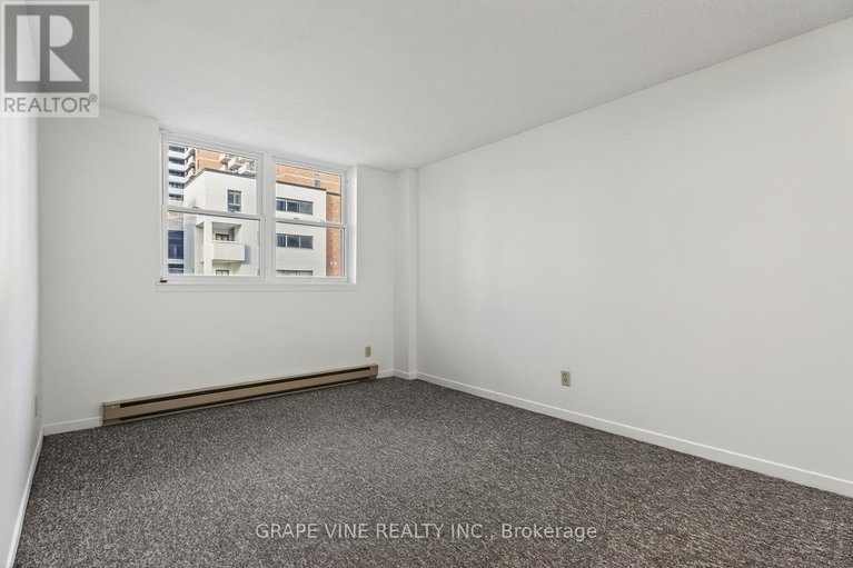 29544297/102-50-burnside-avenue/mechanicsville/ottawa/ontario/K1Y2M2_19