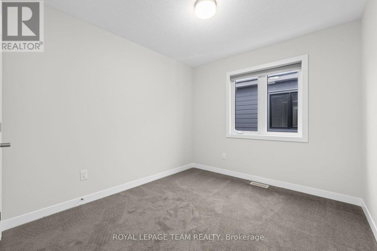 29258989/335-catsfoot-walk/half-moon-bay/ottawa/ontario/K2J7G9_15