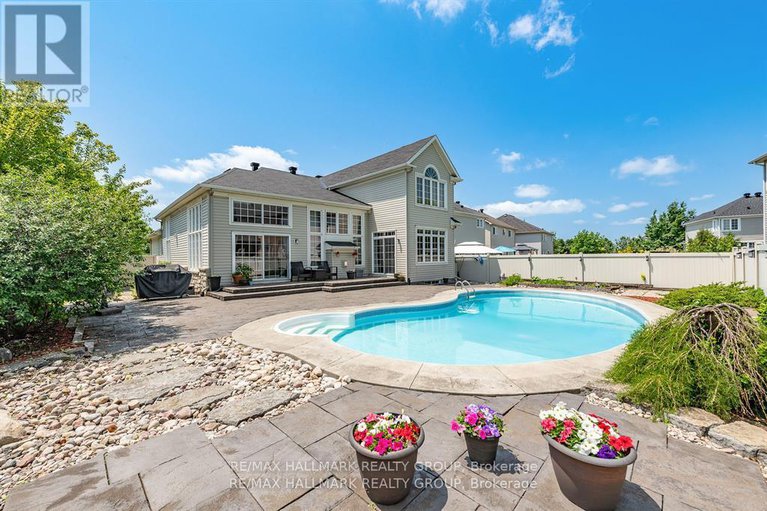 28499902/729-kilbirnie-drive/stonebridge/ottawa/ontario/K2J0M1_43