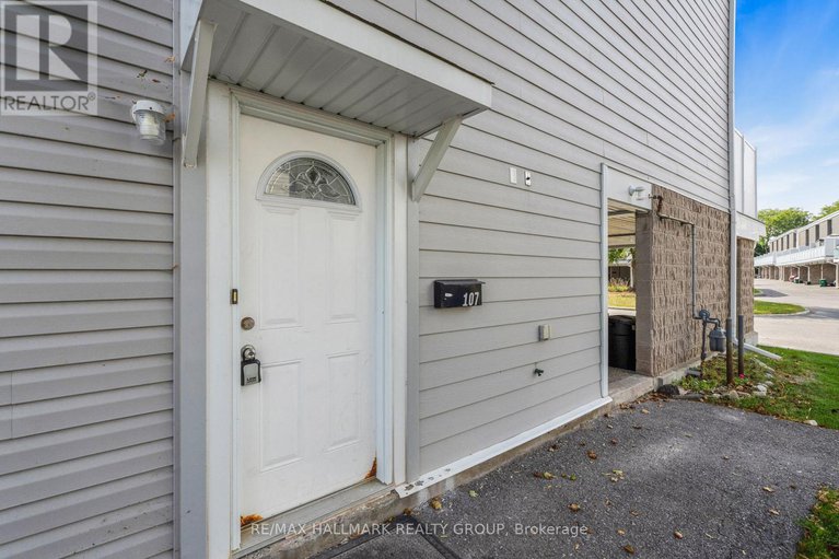 28884790/107-3445-uplands-drive/hunt-club/ottawa/ontario/K1V9N5_4