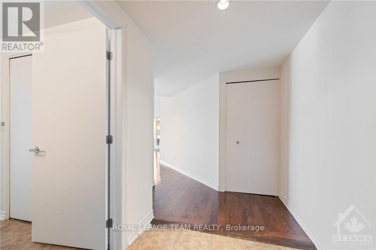 28916444/401-234-rideau-street/sandy-hill/ottawa/ontario/K1N0A9_8