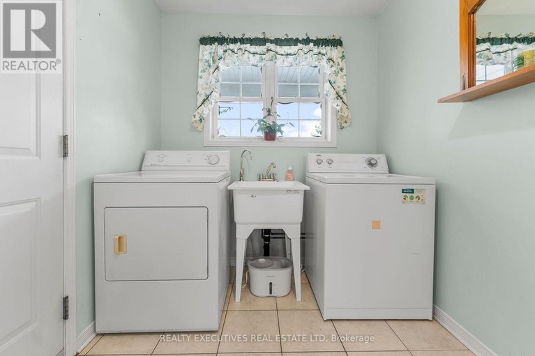 29585444/7854-morningside-avenue/vernon/ottawa/ontario/K0A3J0_19