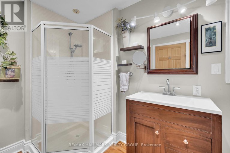 28777678/2860-barlow-crescent/dunrobin-shores/ottawa/ontario/K0A1T0_24