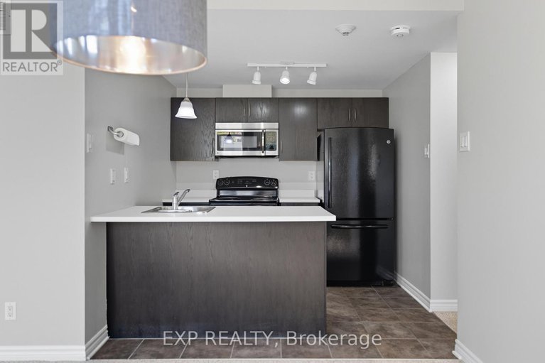 28928923/a-330-everest-private/elmvale-acres/ottawa/ontario/K1G4E4_13