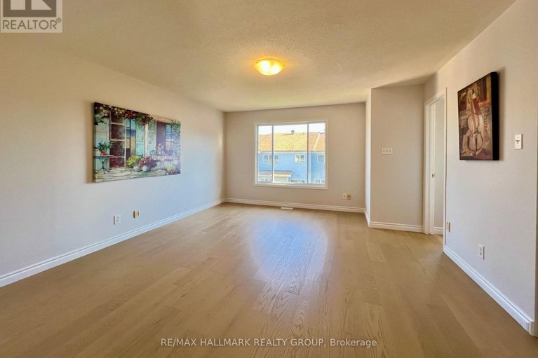 28929398/4-valemont-st-street/barrhaven-east/ottawa/ontario/K2G6W2_15