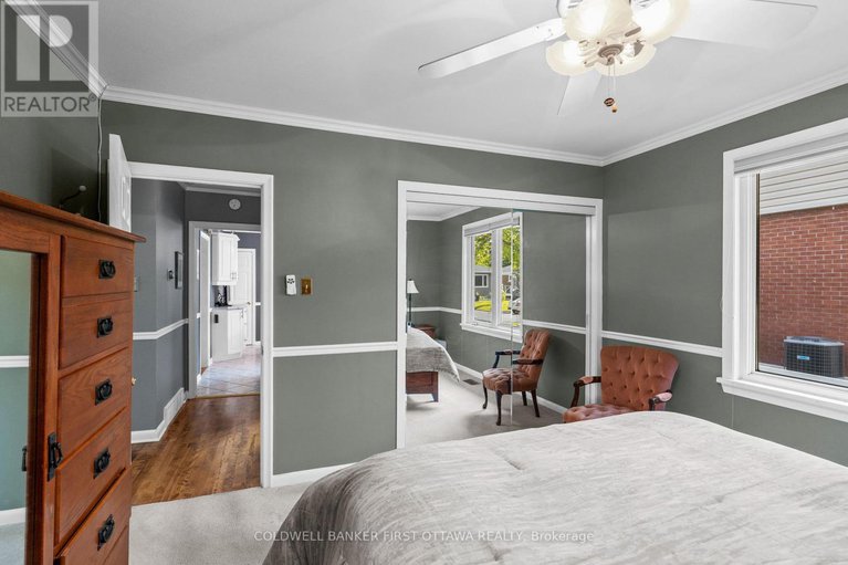 28466131/2024-corry-street/elmvale-acres/ottawa/ontario/K1G2M5_18