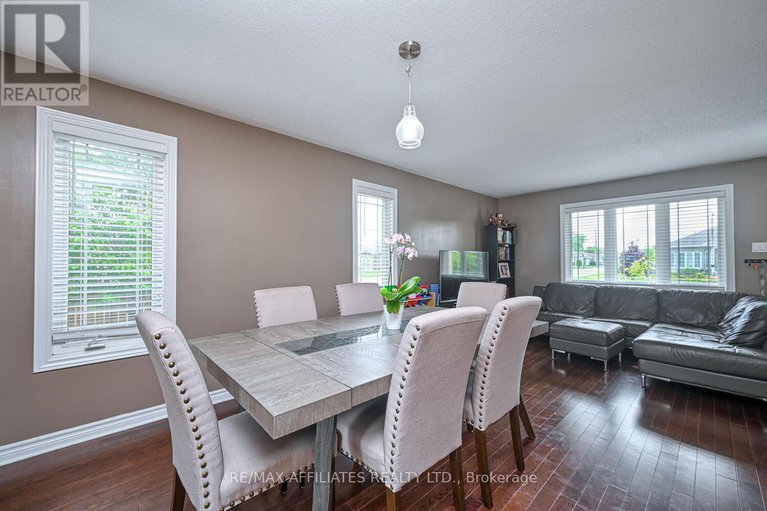 28567614/30-lee-avenue/smiths-falls/smiths-falls/ontario/K7A0A2_9