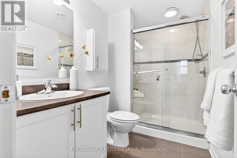 29456642/302-760-chapman-mills-drive/strandherd/ottawa/ontario/K2J3V2_17