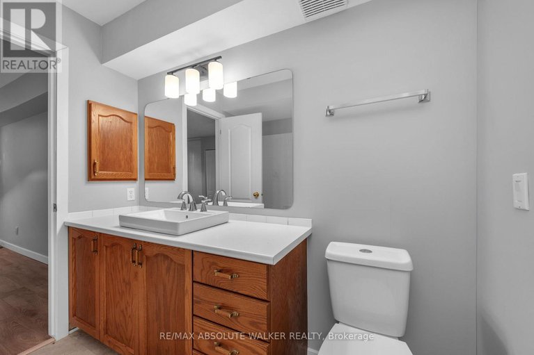 29220947/1673-locksley-lane/beaconwood/ottawa/ontario/K1J1B6_23