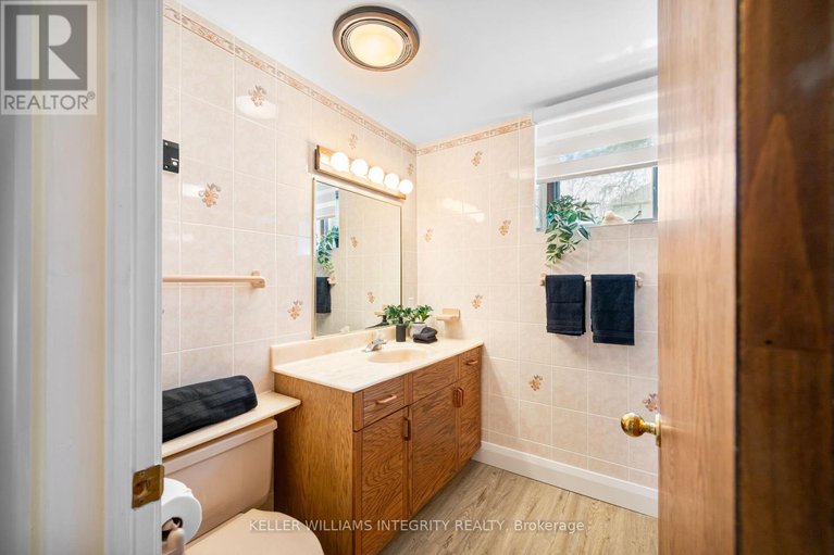 28227468/108-margaret-anne-drive/huntley-ward-south-east/ottawa/ontario/K0A1L0_42