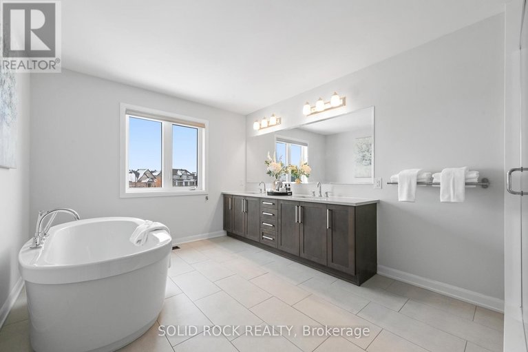 29621625/42-conch-way/mahogany-community/ottawa/ontario/K4M0M4_23