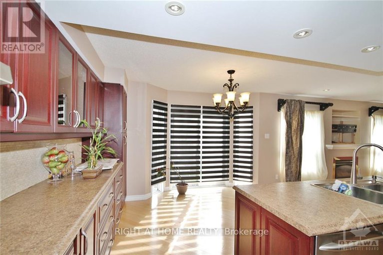 28194266/373-stoneway-drive/barrhaven-east/ottawa/ontario/K2G6G8_10