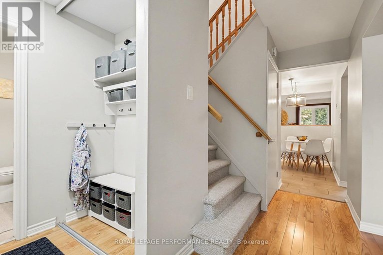 29620280/6417-st-louis-drive/hiawatha-parkconvent-glen/ottawa/ontario/K1C2X9_21