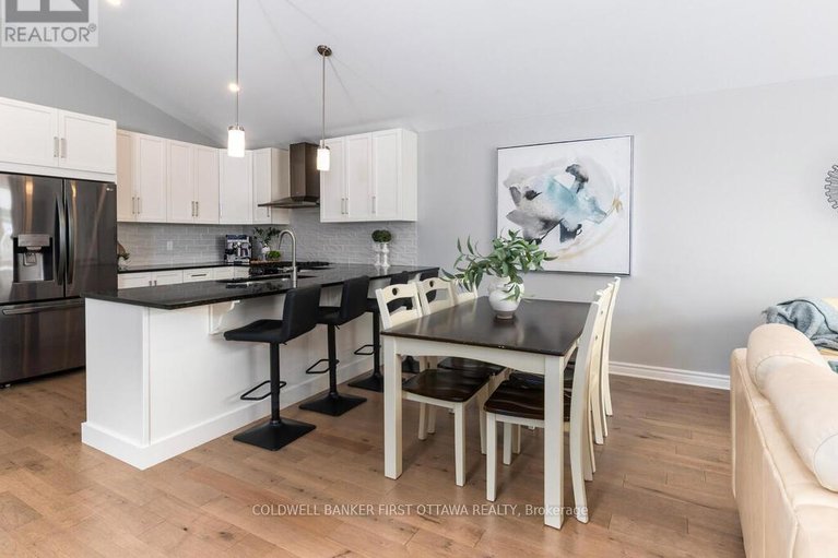 29499474/627-bracewell-street/mississippi-mills-ramsay-twp/mississippi-mills/ontario/K0A1A0_13