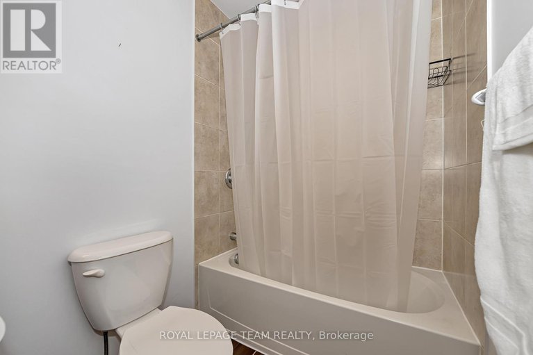 28967262/430-haresfield-court/riverside-southgloucester-glen/ottawa/ontario/K4M0B6_30