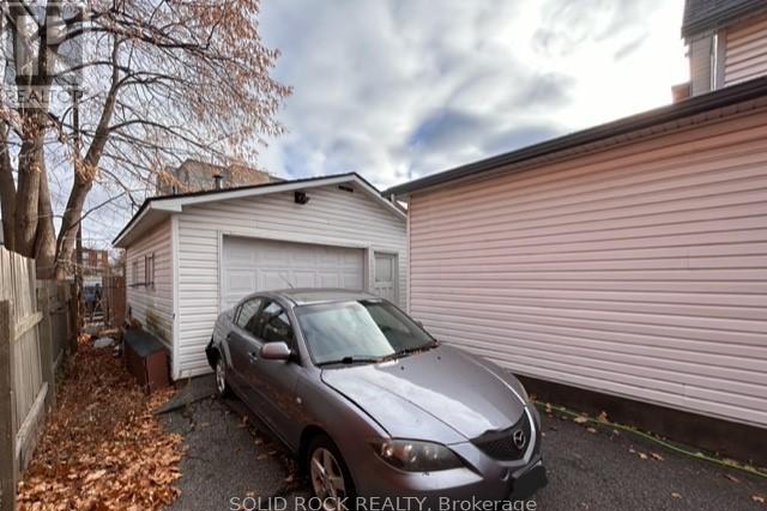 28310185/11-melrose-avenue/hintonburg/ottawa/ontario/K1Y1T8_14
