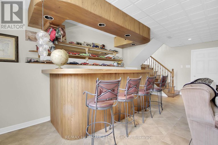 28655668/1721-carsonby-road-e/manotick-south-to-roger-stevens/ottawa/ontario/K0A2E0_35