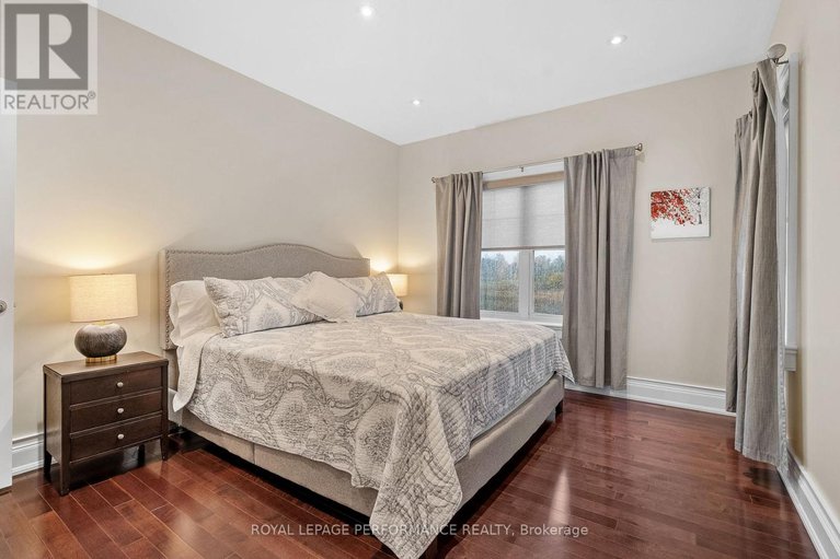 29062770/6721-yacht-boulevard/south-glengarry-charlottenburgh-twp/south-glengarry/ontario/K6H7N6_29