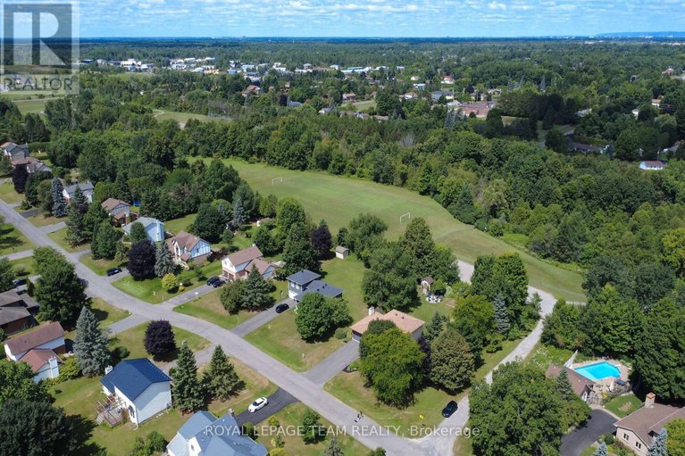 28764855/7117-quinnfield-way/greely/ottawa/ontario/K4P1B6_43