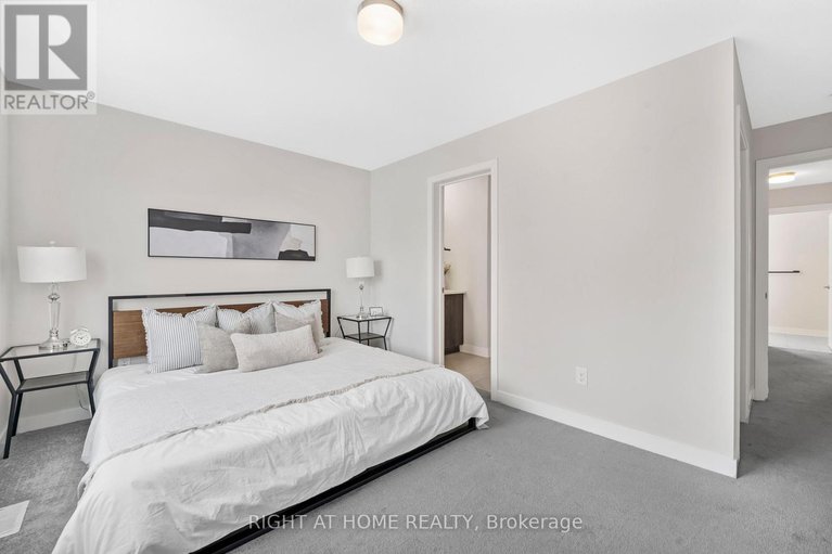 29218592/30-chasing-grove/btwn-franktown-rd-fallowfield-rd/ottawa/ontario/K0A2Z0_26