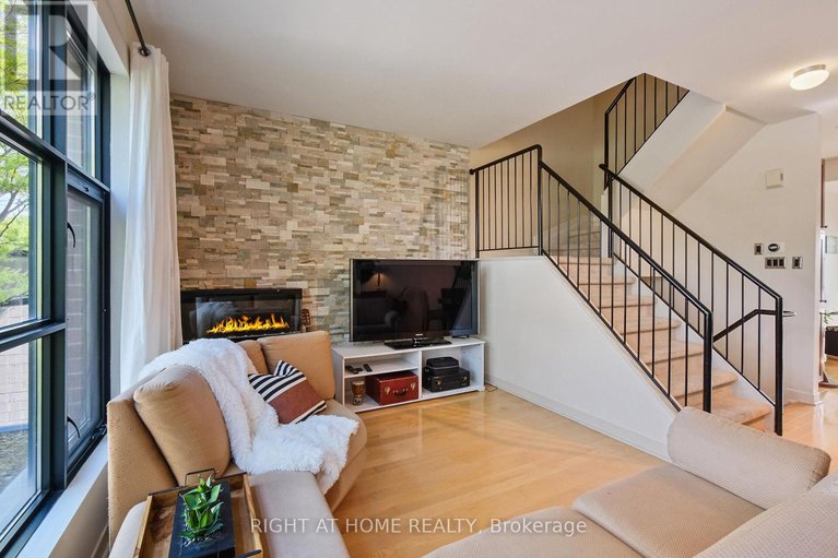 28407268/19-tuscan-private/west-centre-town/ottawa/ontario/K1R1C6_23
