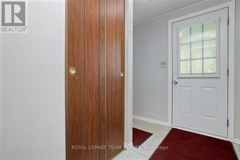 29655714/5523-mitch-owens-road/manotick-south-to-roger-stevens/ottawa/ontario/K1X1C2_24