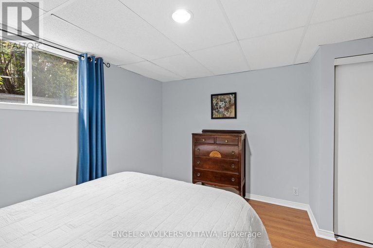 28648158/804-covehead-crescent/riverside-southgloucester-glen/ottawa/ontario/K1V1M3_38