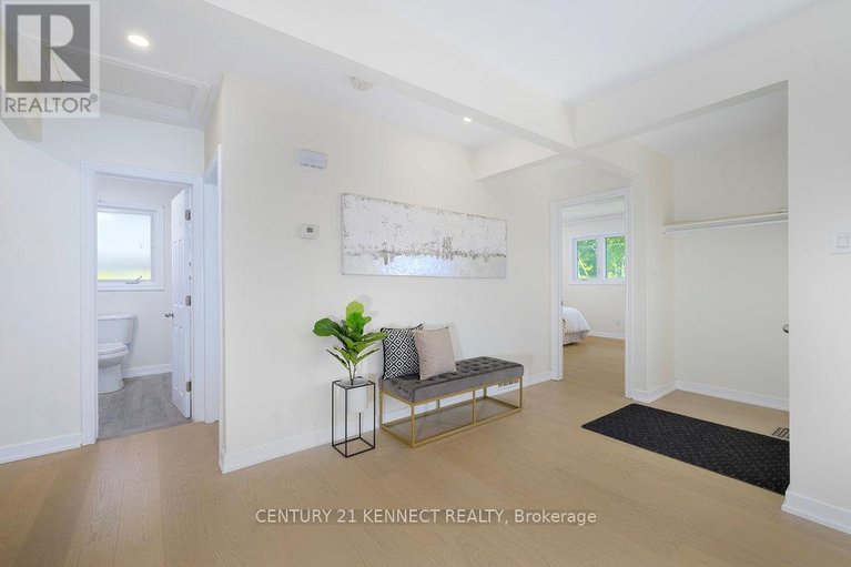 28656058/1666-fisher-avenue/borden-farmstewart-farmcarleton-heightsparkwood-hills/ottawa/ontario/K2C1X7_16