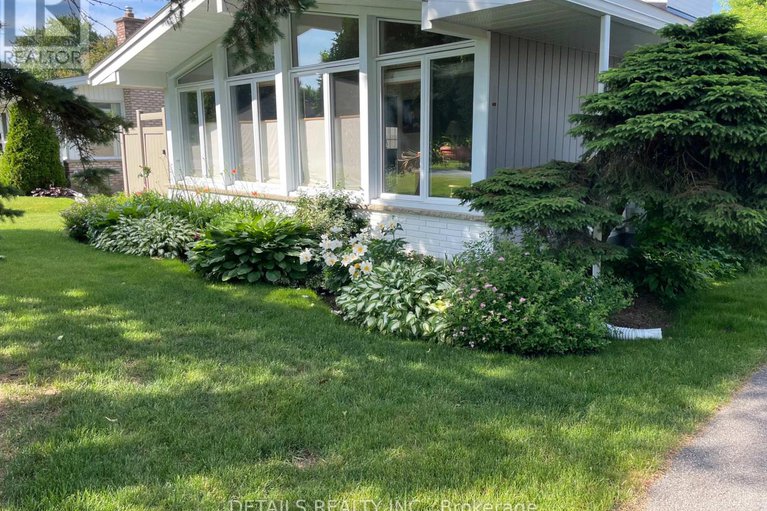 28807971/10-aberfeldy-street/arbeatha-park/ottawa/ontario/K2H6H5_3