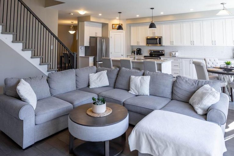 29373646/573-strasbourg-street/embrun/russell/ontario/K0A1W0_18