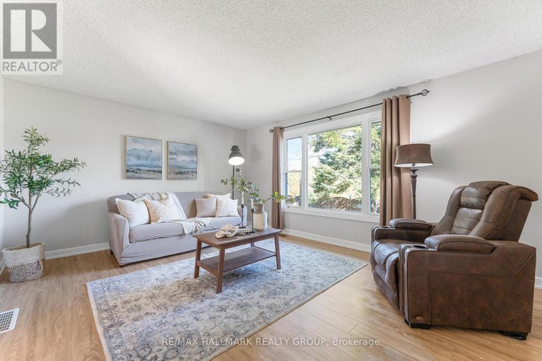 28875884/3960-farmers-way/carlsbad-springs/ottawa/ontario/K0A1K0_5