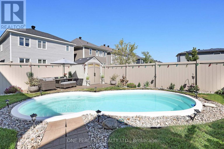 28874352/260-meynell-road/goulbourn-twp-from-franktown-rdsouth-to-rideau/ottawa/ontario/K0A2Z0_39