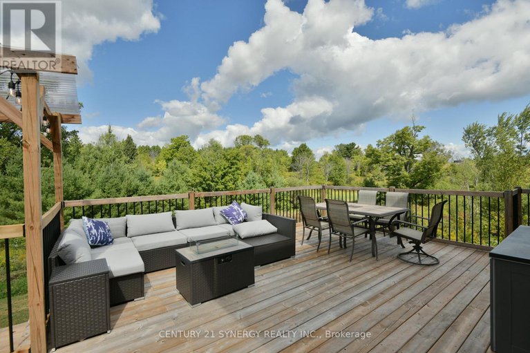28789523/1071-mill-ridge-road/mcnabbraeside-twps/mcnabbraeside/ontario/K7S3G8_38