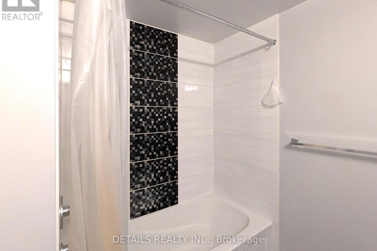 29539473/2102-195-besserer-street/sandy-hill/ottawa/ontario/K1N0B6_19