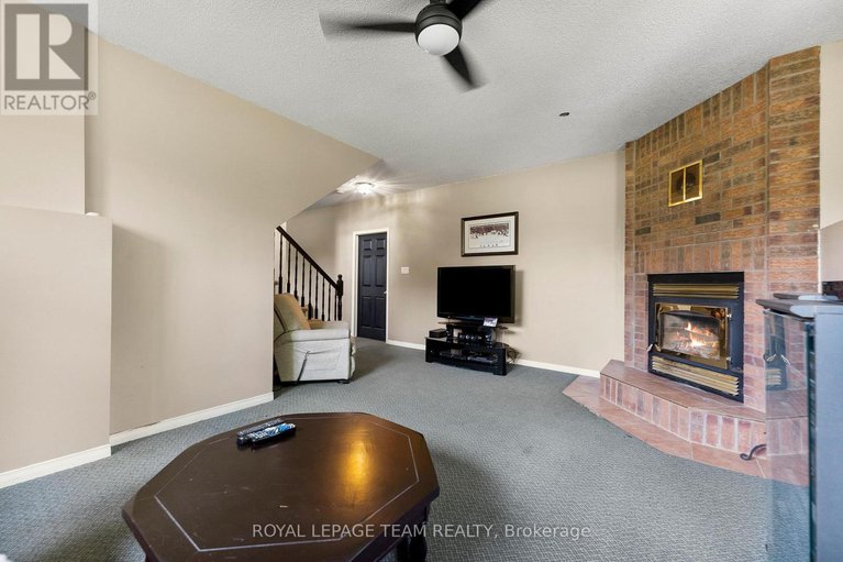 28503825/79-mountain-view-road/mcnabbraeside-twps/mcnabbraeside/ontario/K7S3G9_25