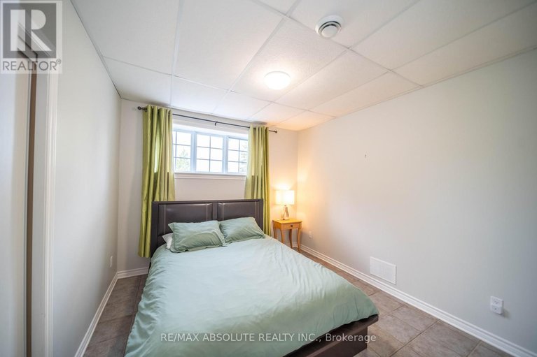 28781773/735-st-thomas-road/russell-twp/russell/ontario/K0A1W0_29