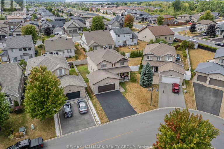 28788006/422-mercury-street/town-of-rockland/clarence-rockland/ontario/K4K0G8_33
