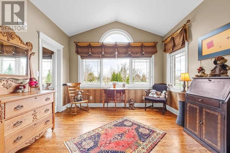 29230411/6980-mansfield-road/btwn-franktown-rd-fallowfield-rd/ottawa/ontario/K2S1B8_27