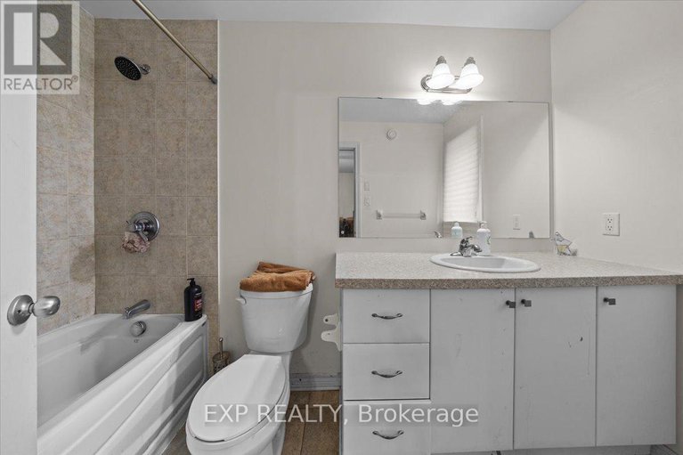 28821511/121-daglan-crescent/avalon-west/ottawa/ontario/K4A0W7_16