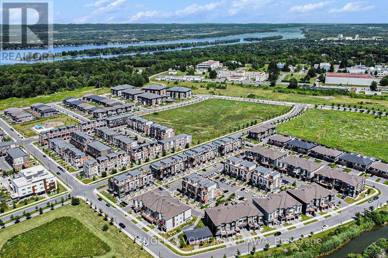 28652639/827-kiniw-private/cfb-rockcliffe-and-area/ottawa/ontario/K1K5A3_27