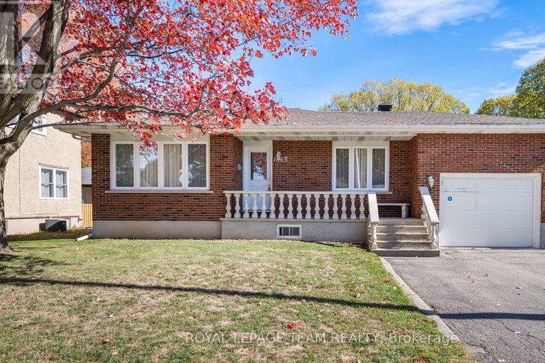 28997757/1665-fisher-avenue/carleton-heights/ottawa/ontario/K2C1X9_1