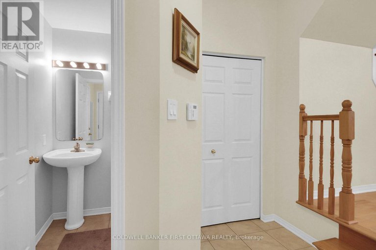 28408696/41-tobermory-crescent/morgans-grantsouth-march/ottawa/ontario/K2K2S2_22