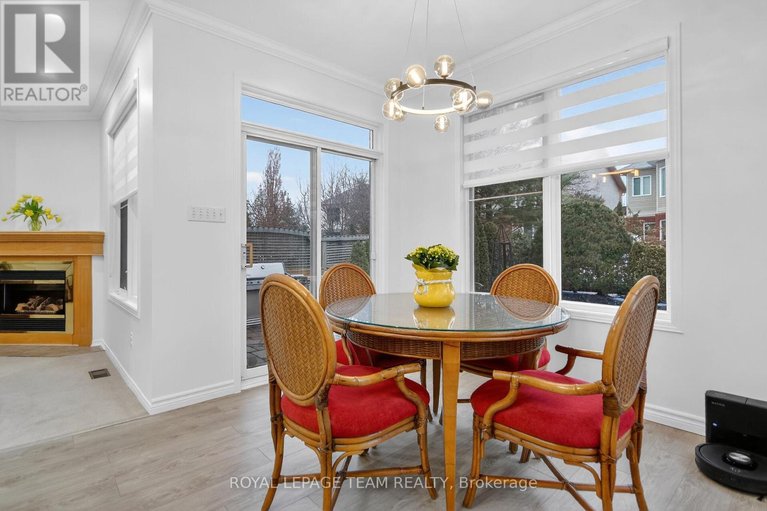 29471661/3113-apple-hill-drive-s/upper-hunt-club/ottawa/ontario/K1T3Z2_22