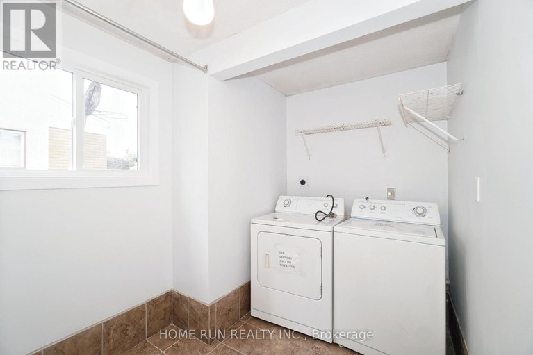 28597038/1292-meadowlands-drive-e/borden-farmstewart-farmcarleton-heightsparkwood-hills/ottawa/ontario/K2E6K5_19