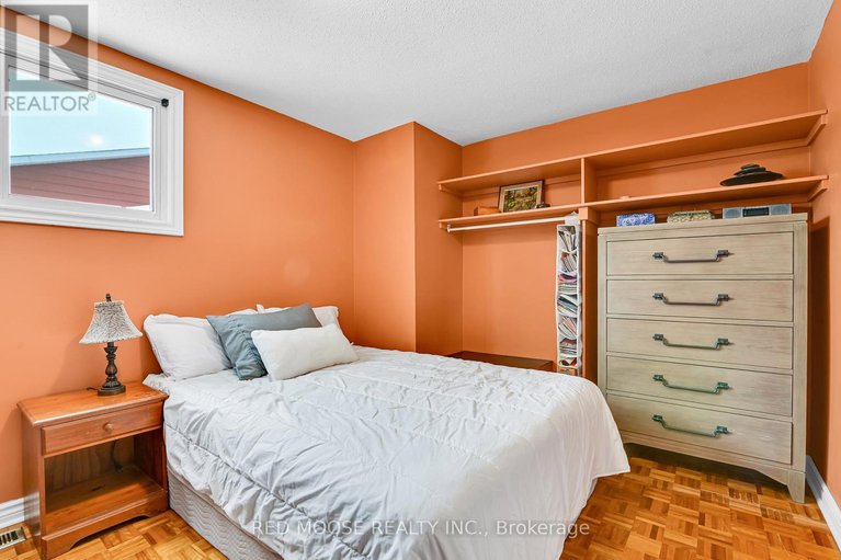 29375866/110-woodfield-drive/tanglewood/ottawa/ontario/K2G0A3_18