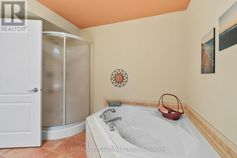 29401781/503-136-edwards-street/town-of-rockland/clarence-rockland/ontario/K4K1T5_25