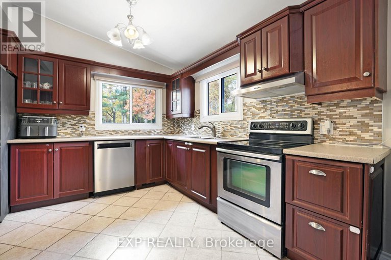 29017803/136-resthaven-avenue/constance-bay/ottawa/ontario/K0A3M0_15