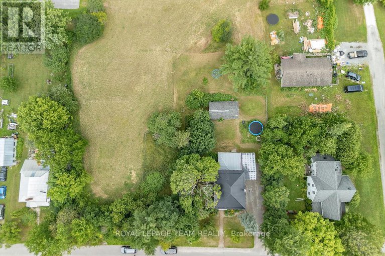 28764656/191-dalkeith-street/pakenham/mississippi-mills/ontario/K0A2X0_4