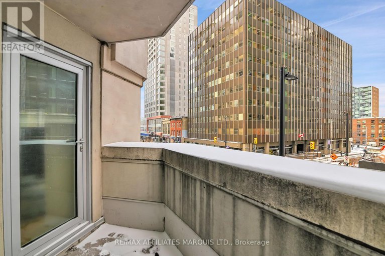 28303056/301-242-rideau-street/sandy-hill/ottawa/ontario/K1N0B7_23